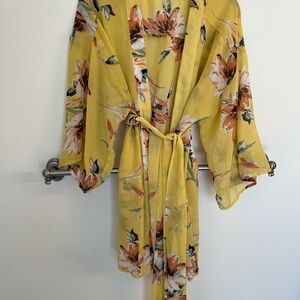 Forever 21 Yellow Floral Kimono